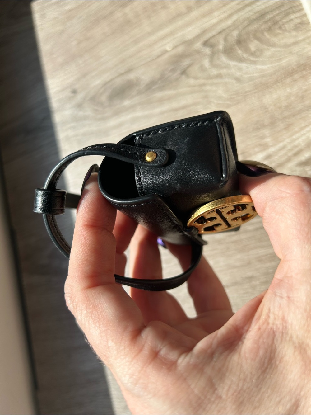 Tory Burch Black Leather AirPod Pro Case Holder - Picture 7 of 9